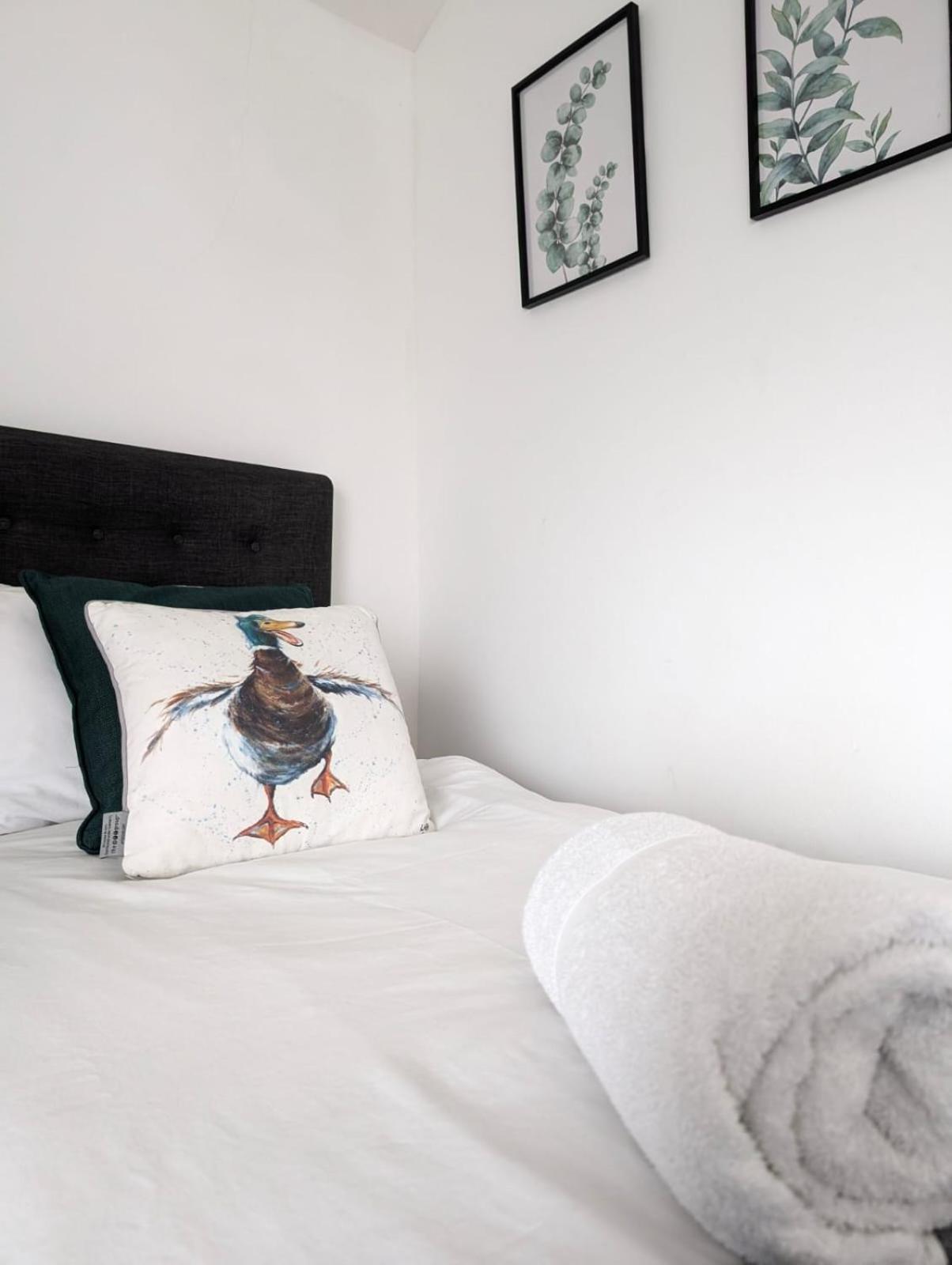 3Br-St Johns Hse-Free Parking-Workers-Kitchen-Wifi-Dog Friendly Doncaster Exterior foto