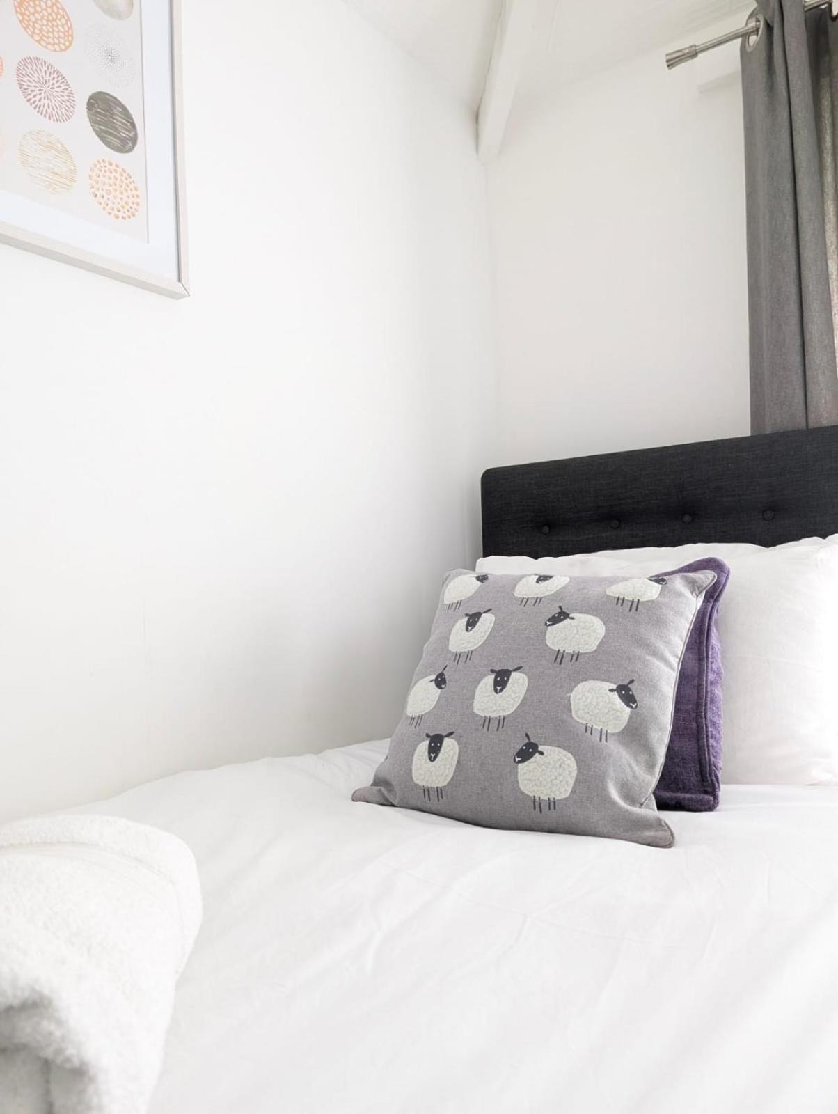 3Br-St Johns Hse-Free Parking-Workers-Kitchen-Wifi-Dog Friendly Doncaster Exterior foto
